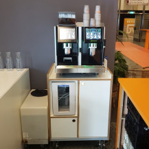 Everrent - Eversys Pro E4m espresso machine op meubel - De Doelen